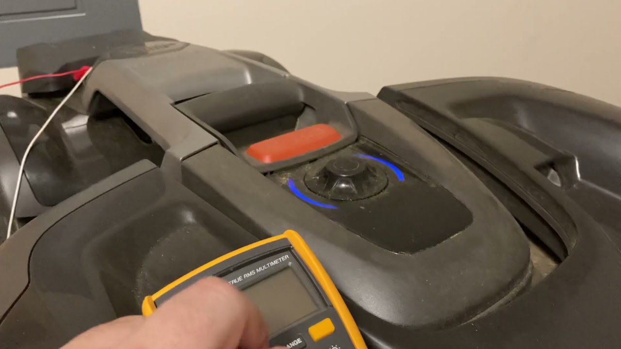 Husqvarna Automower 435X AWD charging problems Robot Maniak