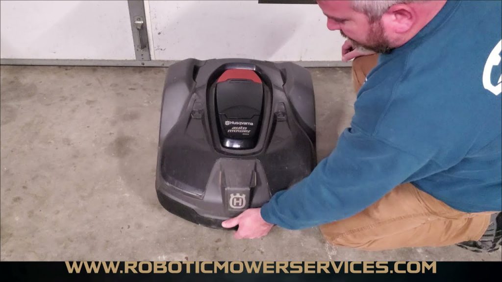 Husqvarna Automower Top Cover Removal (300, 400, 500 Series Non AWD models)