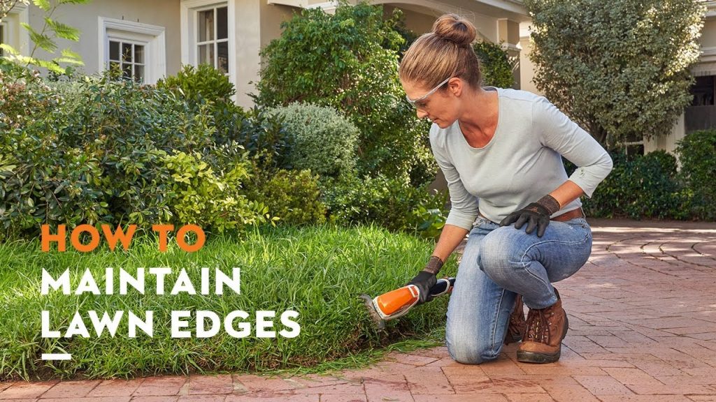 STIHL manual: Maintaining lawn edges