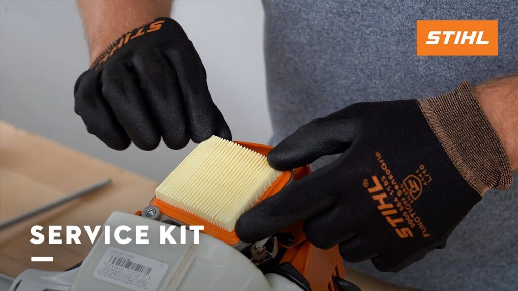 Luchtfilter van papier vervangen - STIHL Service Kits