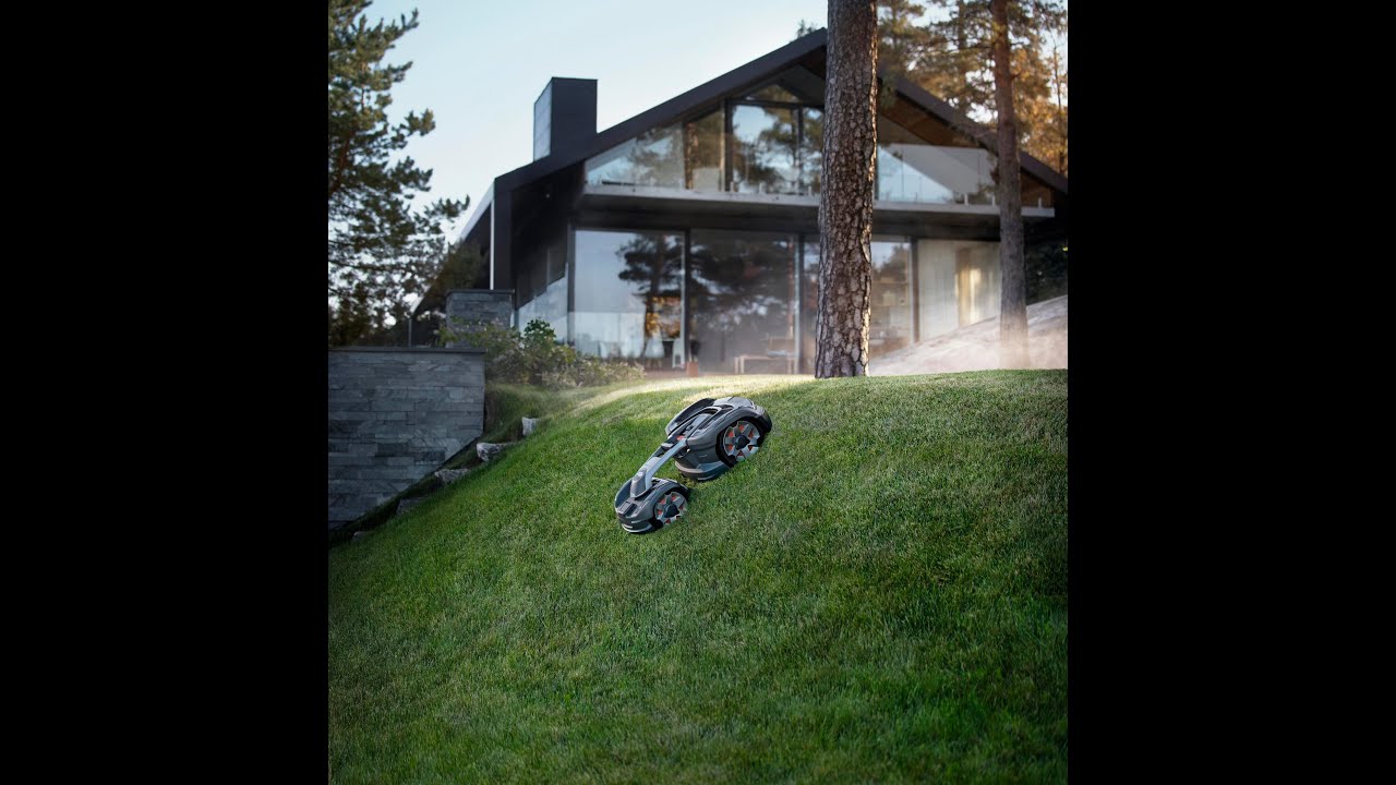 Husqvarna 435X AWD Automower® Installation by Andrew Symons Groundcare