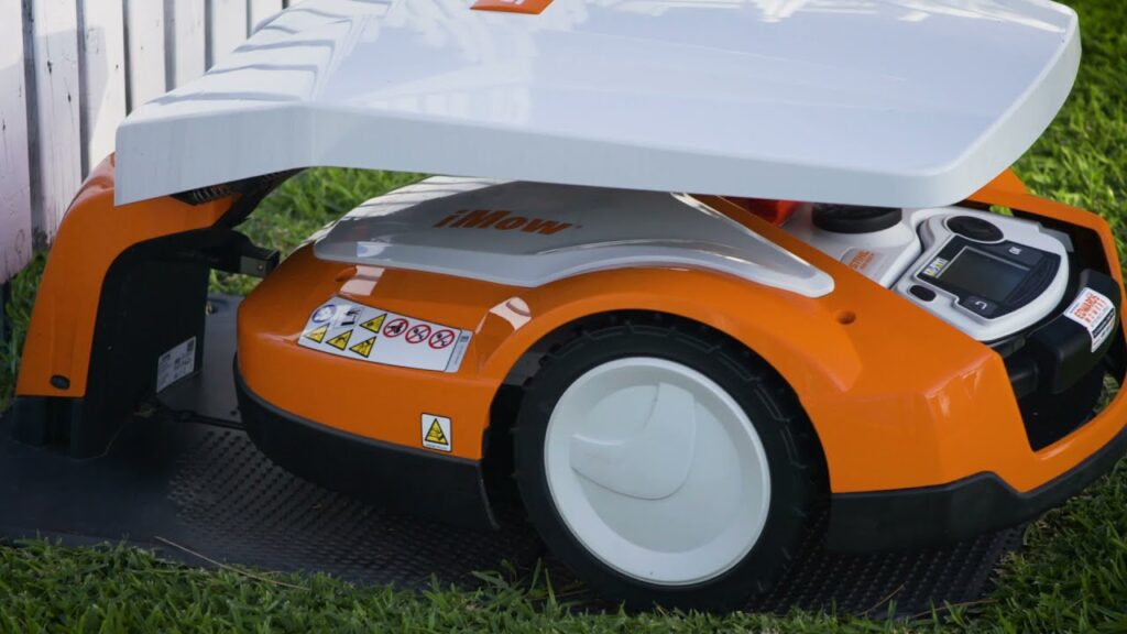 The Garden Gurus - Robotic Mower iMow