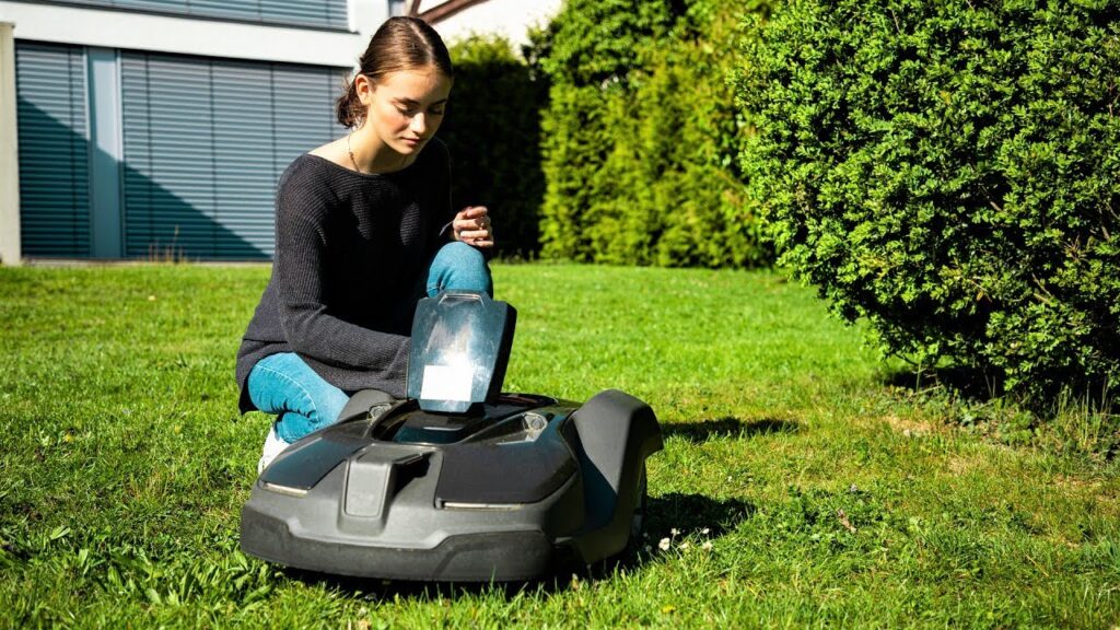 TOP 5 BEST AUTONOMOUS LAWN MOWER 2023