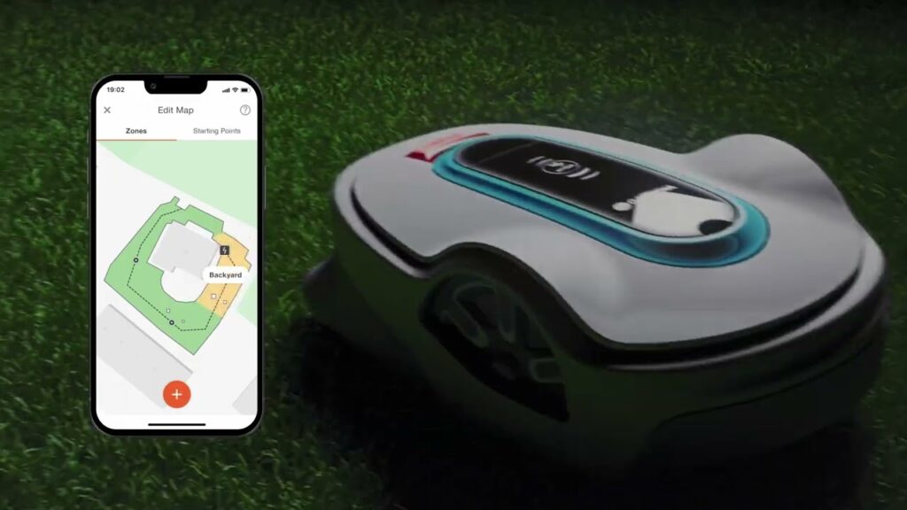 Gardena SILENO life 1000 set Smart Robot Lawn Mower - Video by the Manufacturer