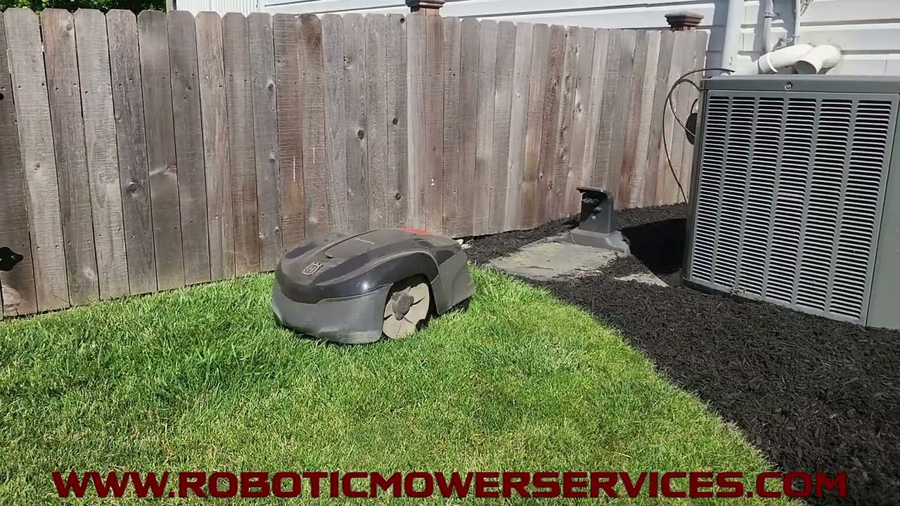 Flawless Docking In Charging Station By A 115H Husqvarna Automower