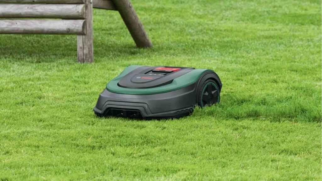 Présentation Tondeuse robot - Bosch Home and Garden Indego XS 300