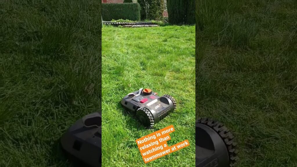 Nothing is more relaxing than watching a lawnmower at work - Worx Landroid WR142E Robot Mower