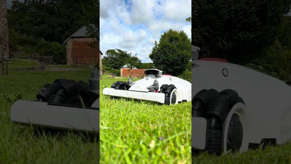 LUBA 2 AWD Robot Mower - EPIC Lawn Stripes after one WEEK #mammotion #roboticlawnmower #robot #lawn