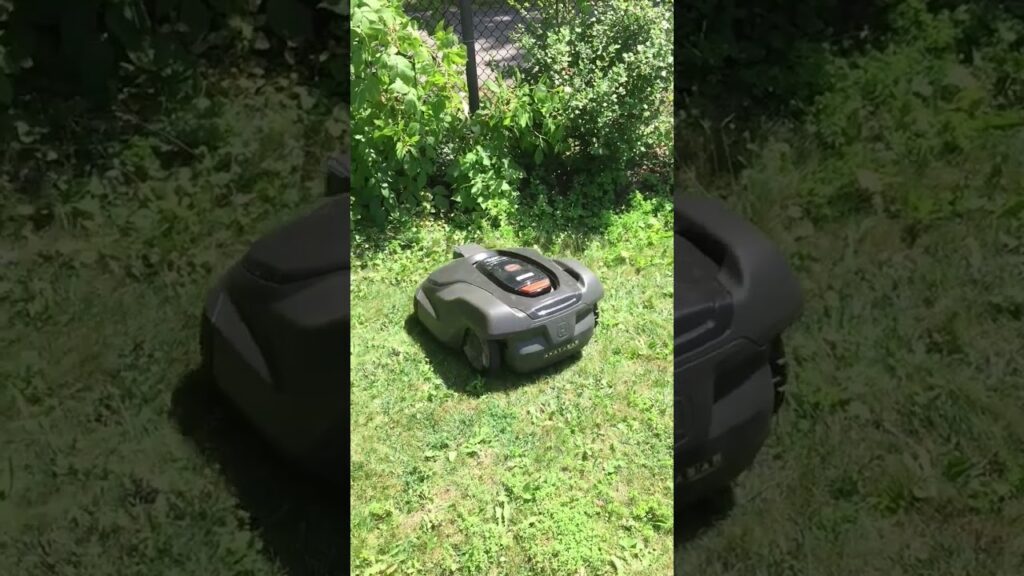 #husqvarna  #automower  #430XH #robotic  #lawnmower  #gps  #assisted  #navigation