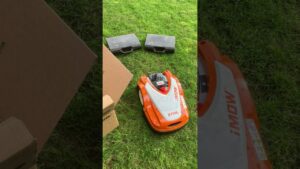 Mise en service d'un robot tondeuse STIHL 🌱🤖