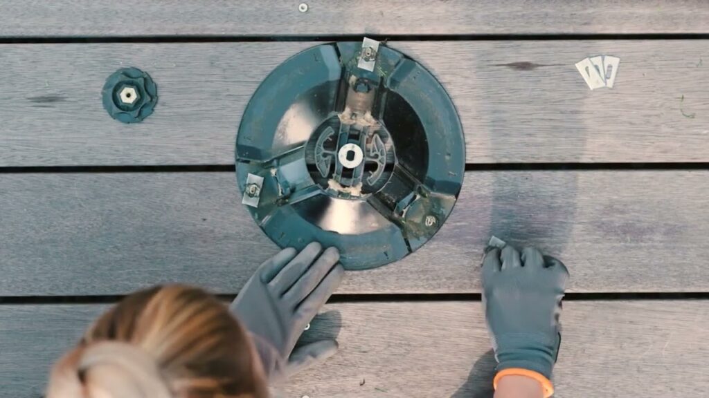 STIHL iMOW® 3-7 robotfűnyíró kés csere