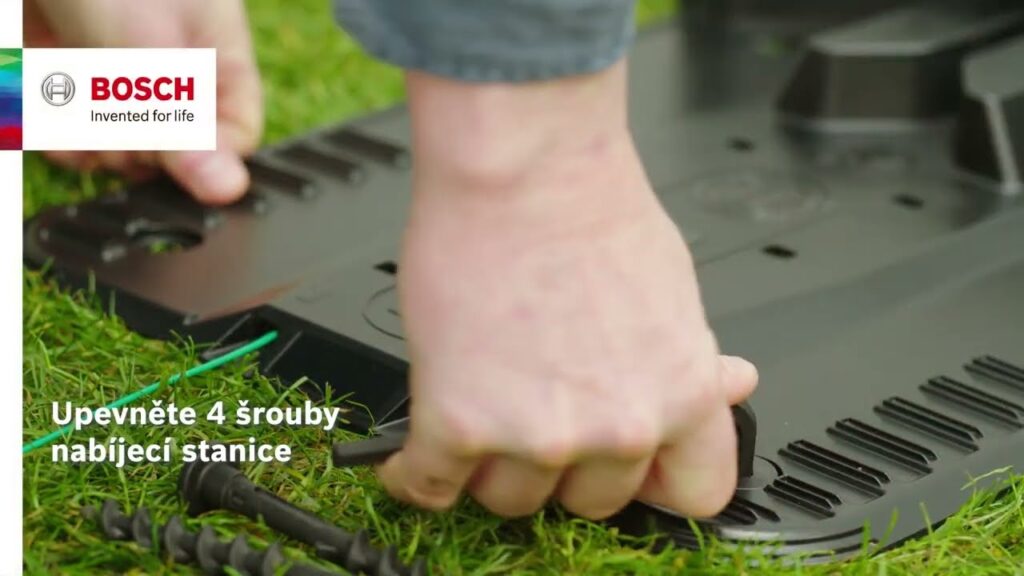 Bosch Indego instalační video. Krok 3: Umístění nabíjecí stanice.