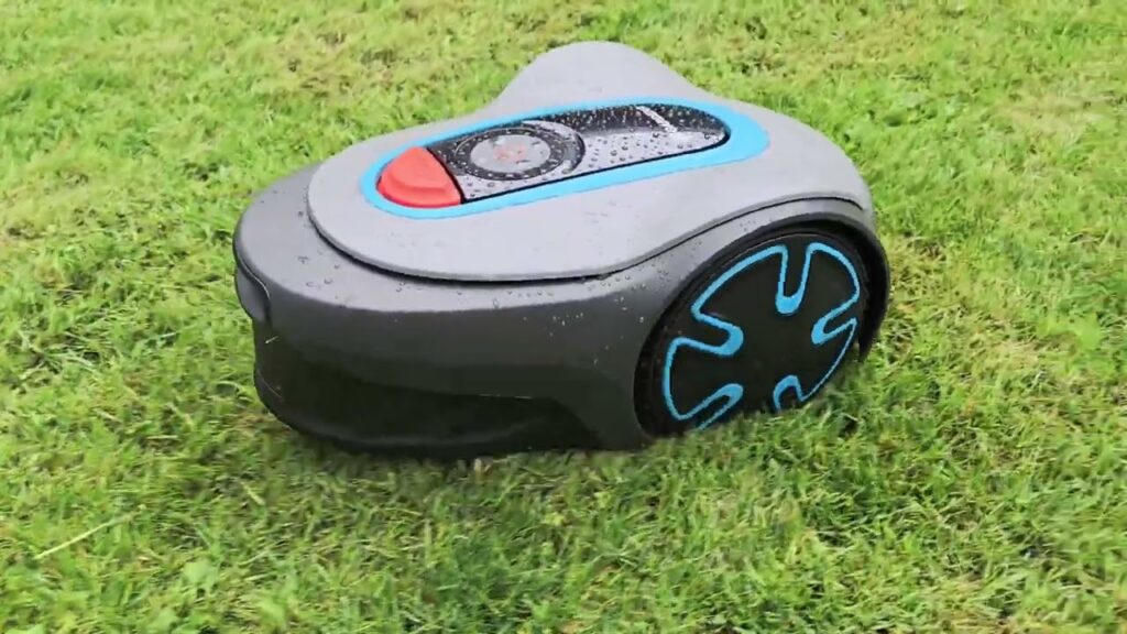 Meet Ozzy the Gardena Sileno Minomo robotic Lawn Mower
